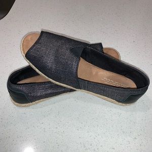 Women’s Toms peep-toe Size 10